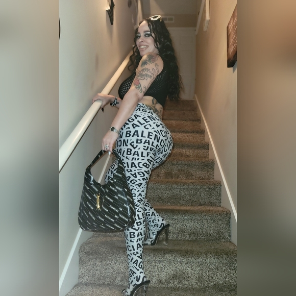 SALES WILL BE PHOTOGRAPHED & VIDEO RECORDED FOR EVERYONE'S PROTECTION,RE⦠- Picture 7 of 16